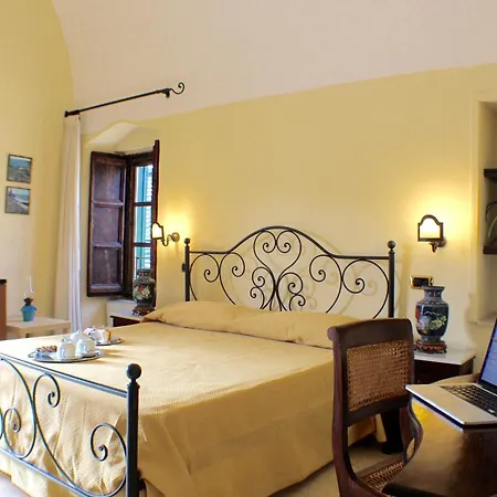 Palazzo Senape De Pace Gallipolli