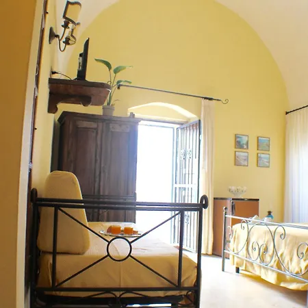 Palazzo Senape De Pace 3*