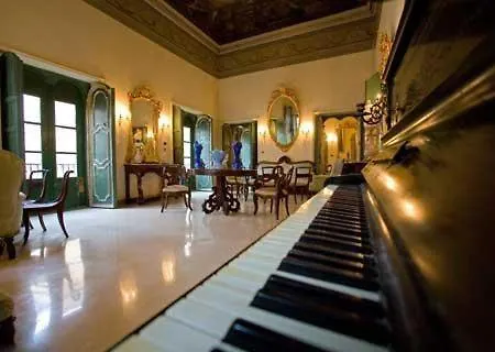 Palazzo Senape De Pace Couette-café