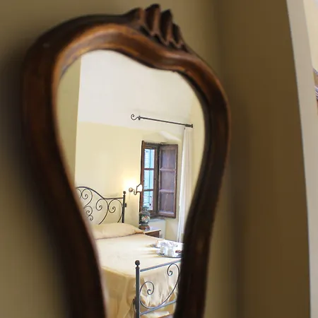 Palazzo Senape De Pace Bed & Breakfast