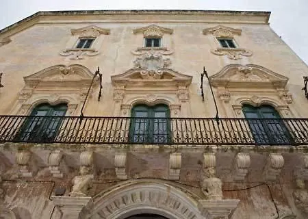 Palazzo Senape De Pace 3*