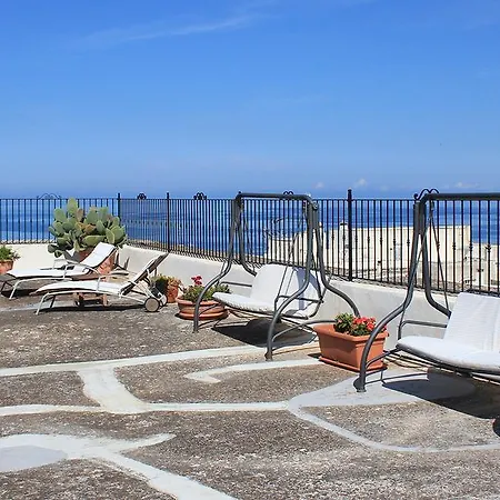 Palazzo Senape De Pace Couette-café Gallipoli