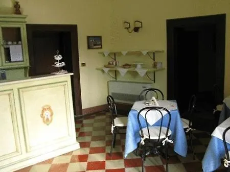 Palazzo Senape De Pace B&B