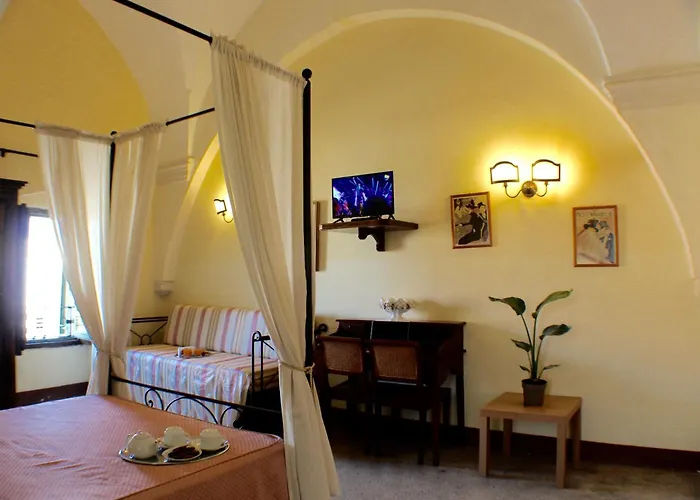 Palazzo Senape De Pace Frühstückspension 3*