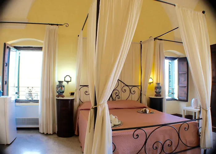 Palazzo Senape De Pace