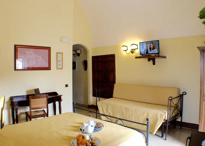 Palazzo Senape De Pace B&B