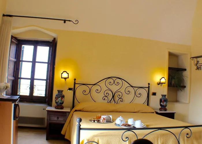 Palazzo Senape De Pace 3*