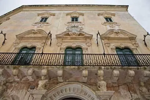 Palazzo Senape De Pace 3*